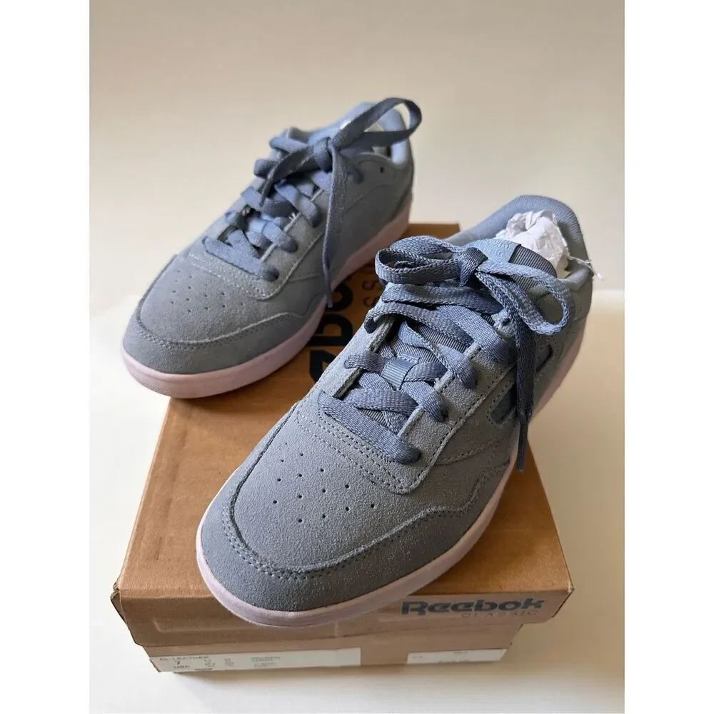 New Reebok Womens Club MEMT Classic Suede Sneakers